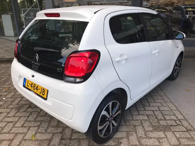 Citroën C1 1.0 VTi Shine