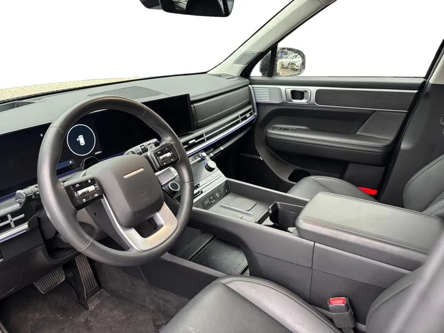 Hyundai Santa Fe 1.6 T-GDI PHEV Premium Plus 4WD 7p | Uniek Two Tone wrap Z-Signing | LED koplampen | Bose Audio | All Season banden | Lederen bekleding | NU Rijklaarprijs! Incl.12 Maanden, APK, Onderhoudsbeurt etc! Premiumpakket gratis!