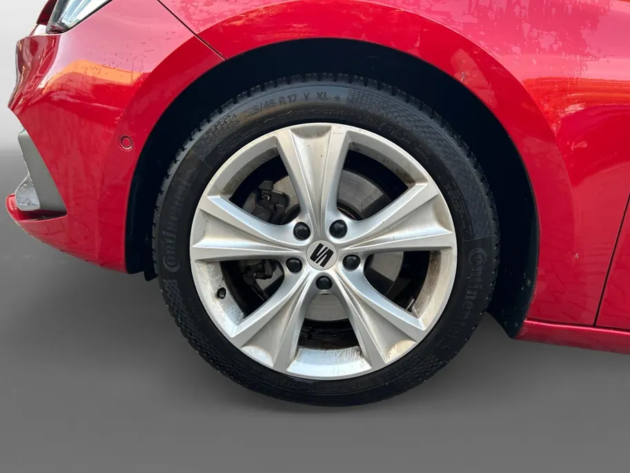 SEAT Leon 1.5 eTSI FR Nu met 12 maanden garantie! Hele mooie uitvoering!