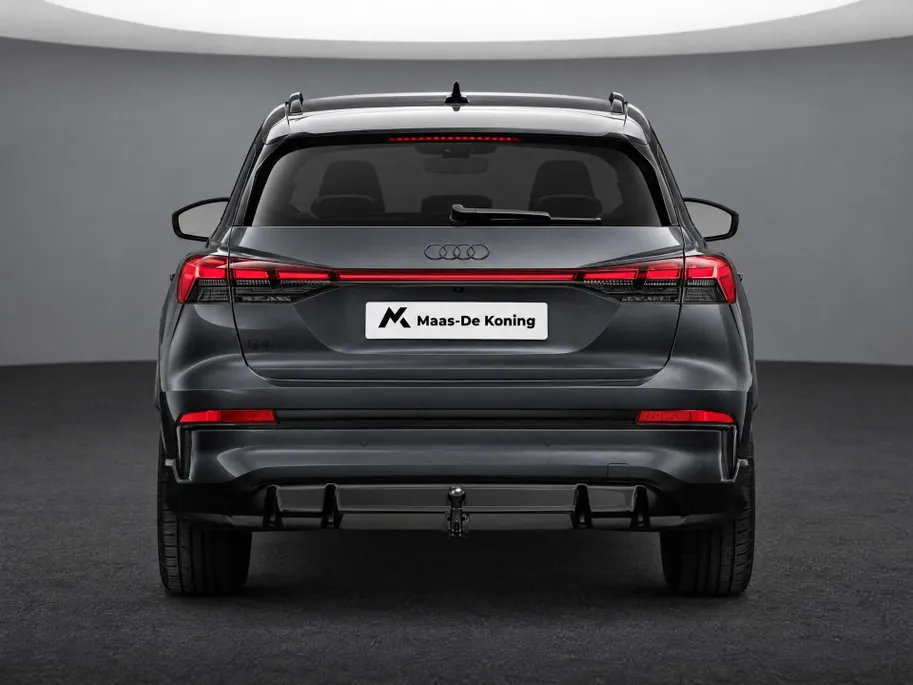 Audi Q4 Q4 S edition performance 286 PK · Glazen panoramadak · Tech plus · Trekhaak elek. wegklapbaar