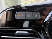 Ford Transit Connect 1.5 EcoBoost PHEV L2 Limited | NL auto | Adapt. Cruise control | Trekhaak | Parkeersensoren voor en achter | Achteruitrijcamera | Navigatie | Apple carplay & Android auto | BLIS | Voorruitverwarming | 17' inch lichtmetalen velgen |