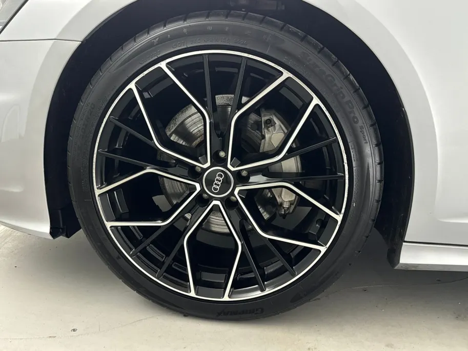 Audi A6 Avant 45 TFSI S-Line DSG Automaat | 245 PK | 2 X S-Line | Audi Sport Wielen
