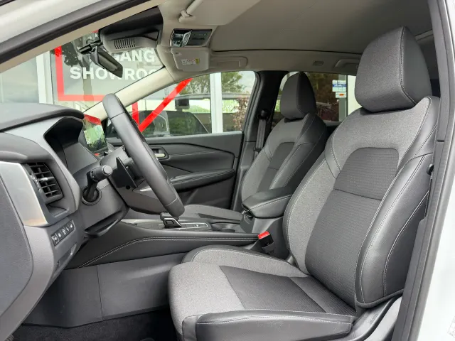 Nissan QASHQAI 1.3 Mild-Hybrid 158pk Xtronic N-Connecta | Panoramadak | Head-Up | Cold Pack | Two-Tone | App Connect | Keyless