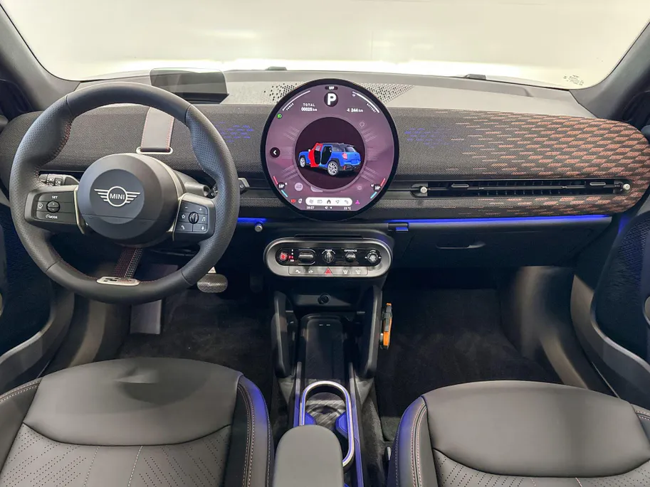 MINI Aceman E John Cooper Works M 42.5 kWh