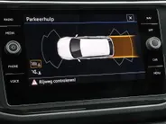 Volkswagen Tiguan 1.4 TSI 245pk DSG eHybrid Life Business · Apple/Android Car Play · Wegklapbare Trekhaak · Navigatie · P-Sensoren · Stoel-& Stuurverwarming · 17'' Inch ·