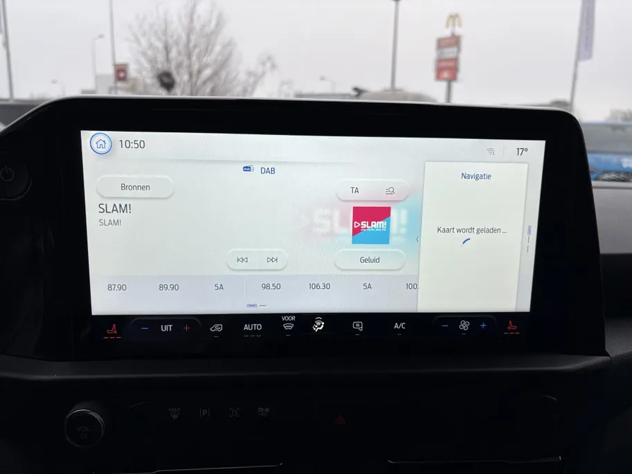 Ford E-Custom E-Custom 320 L2H1 Limited 65 kWh DEMO I DRIVER ASSISTANCE PACK PREMIUM I ELEK. INKLAPBARE TREKHAAK I 17'' LM VELGEN I