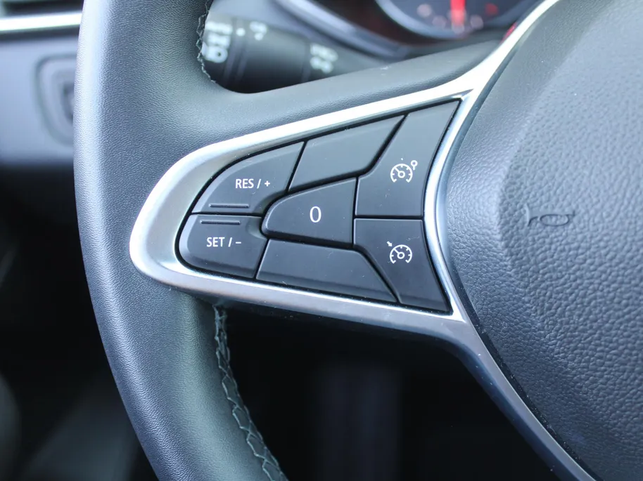 Renault Clio 1.0 TCe 90 Equilibre | Automaat | Apple Carplay | Android Auto | Stoel verwarming | PDC | Cruise | LED | Privacy Glass | BTW auto |