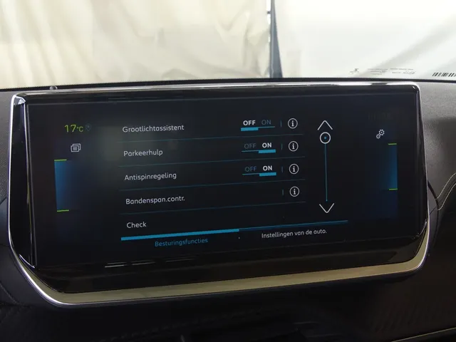 Peugeot e-208 EV GT 50 kWh