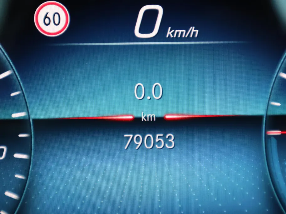 Mercedes-Benz A-Klasse 250 e Business Solution Luxury Limited l Panoramadak l Stoelverwarming l Ambiente lichtpakket