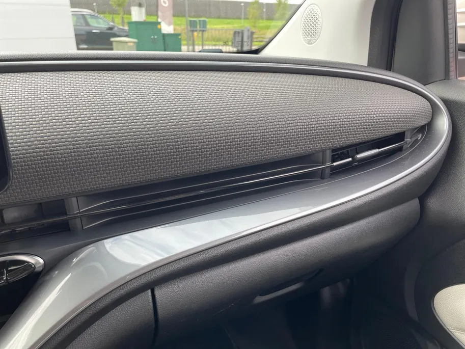 Fiat 500 La Prima 42 kWh *SOH 95%*Navi*Camera*Climate Control*Stoelverwarming*Carplay*Adapt.Cruise Control*Parkeersensoren*LM.Velgen*Zeer nette auto!