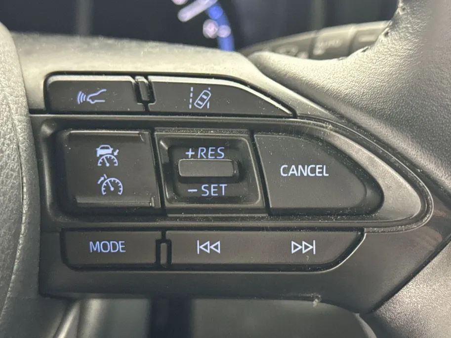 Toyota Yaris Cross 1.5 Hybrid Dynamic | Navigatie | 17'' L.M. Velgen | Adaptieve Cruise Control