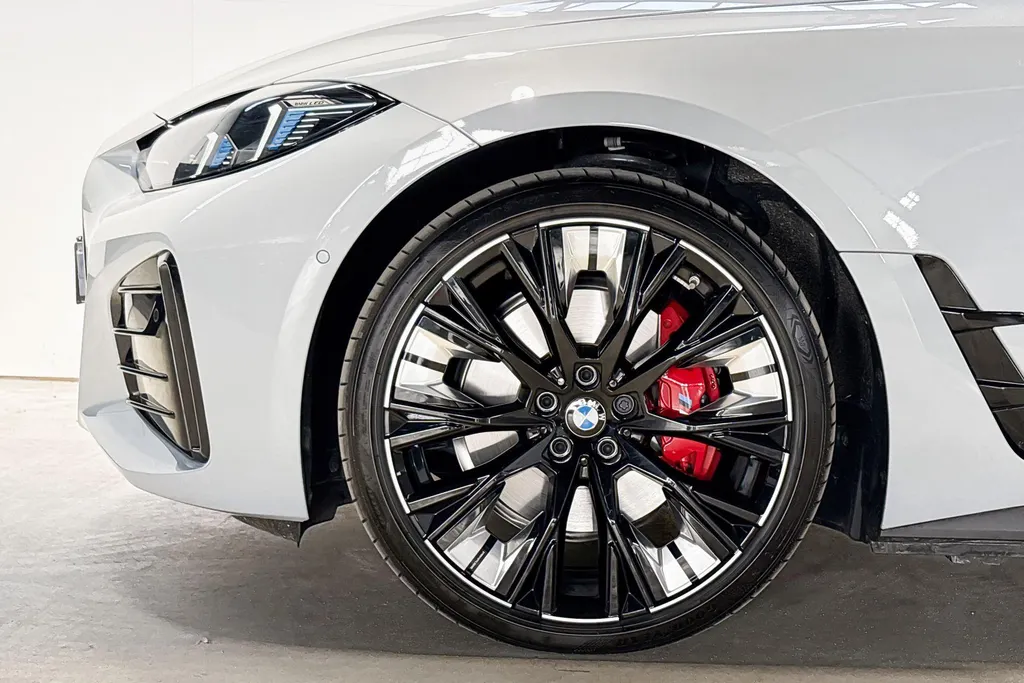 BMW i4 M60 84 kWh