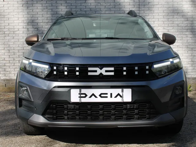 Dacia Sandero 1.2 Eco-G 120 ( automaat ) limited edition | automaat | navigatie | achteruitrijcamera