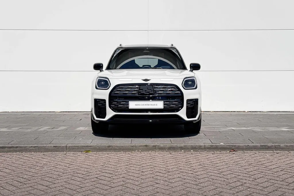 MINI Countryman Electric E John Cooper Works L 66.5 kWh