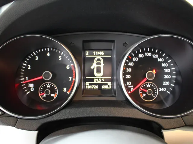 Volkswagen Golf Cabriolet 1.2 TSI BlueMotion Climate Control | Lichtmetalen Velgen | Parkeersensoren
