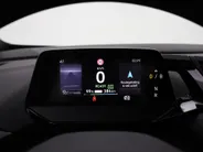 Volkswagen ID.4 Pro Business Advantage 77 kWh 204pk · SOH 95,8% · Inklap. Trekhaak · Warmtepomp · Stuur- & Stoelverwarming · 20'Velgen · ACC · Apple/Android Car Play ·