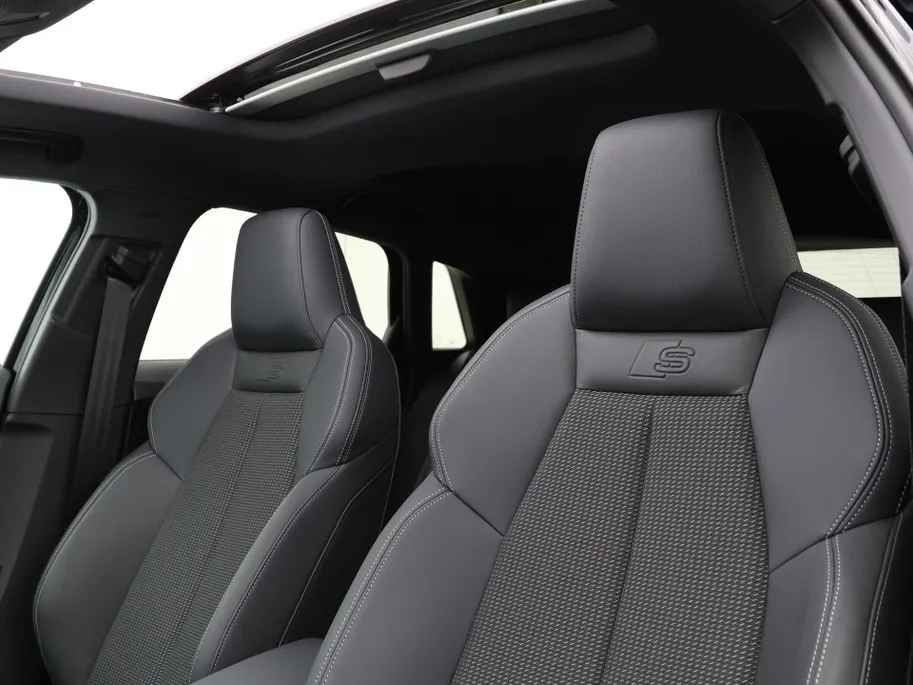 Audi A3 Sportback 45 TFSIe 272pk S-tronic S edition Competition · Panoramadak · Camera · SONOS · Head-Up · Apple/Android Car Play · Keyless · 18'' Inch · Garantie t/m 28-09-2030 of 100.000km