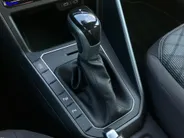 Volkswagen Polo 1.0TSI/95PK R-Line DSG · Navigatie · Apple/Android Car Play · Camera + Parkeersensoren · Clima · Stoelverwarming · Garantie t/m 18-01-2027 of 80000km.