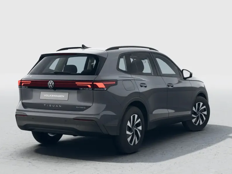 Volkswagen Tiguan Limited Edition 1.5 eHybrid 204 PK 6 versn. DSG · Design Pakket Dark · Trekhaak inklapbaar, met elektrische ontgrendeling, incl. aanhangermanoeuvreerhulp Trailer Assist · Prijs is inclusief inruilpremie ·