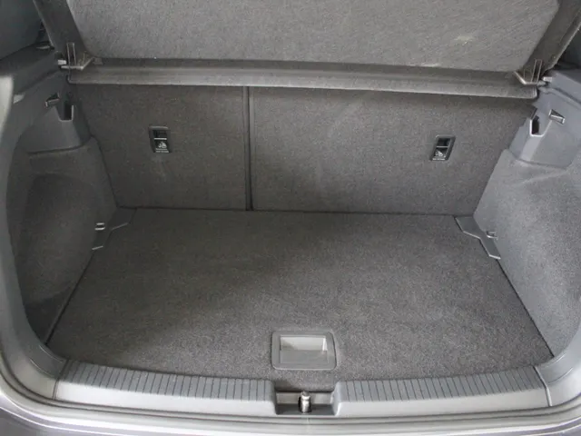 Volkswagen T-Cross 1.5 TSI DSG Style R-Line Navigatie | Camera | 18' R-Line velgen |