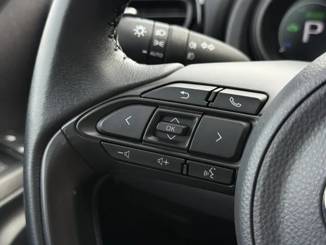 Toyota Yaris 1.5 Hybrid Dynamic | Keyless | Stoelverwarming | Adapt. Cruise