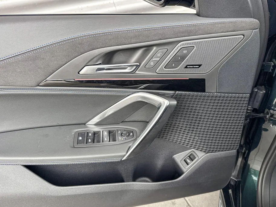 BMW iX2 eDrive20 67 kWh M Sport Edition