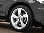 Audi A1 Sportback 30 TFSI 110pk S Edition · Camera · Apple/Android Car Play · Keyless · P-Sensoren · Getint Glas · Afgevlakt Stuurwiel · 17'' Inch ·