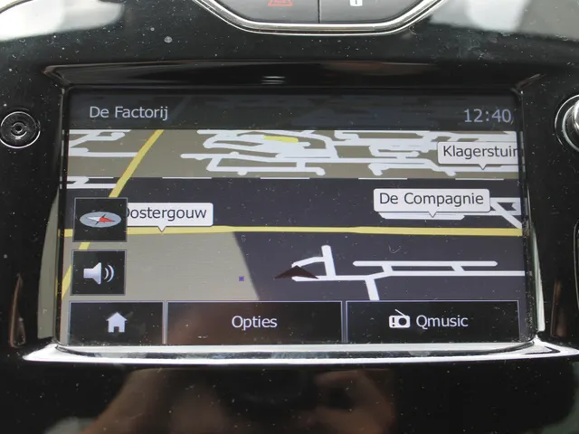 Renault Clio Estate 0.9 TCe Expression | airconditioning | navigatie | lichtmetalen velgen | trekhaak