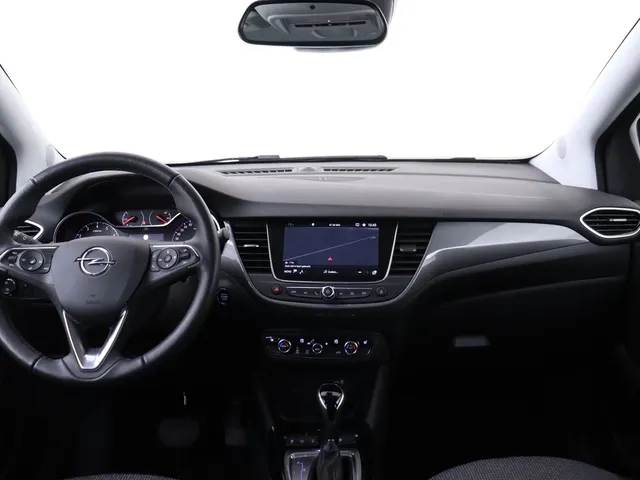 Opel Crossland 1.2 130pk Aut. Elegance | Camera | Climate control | Navi | Appl