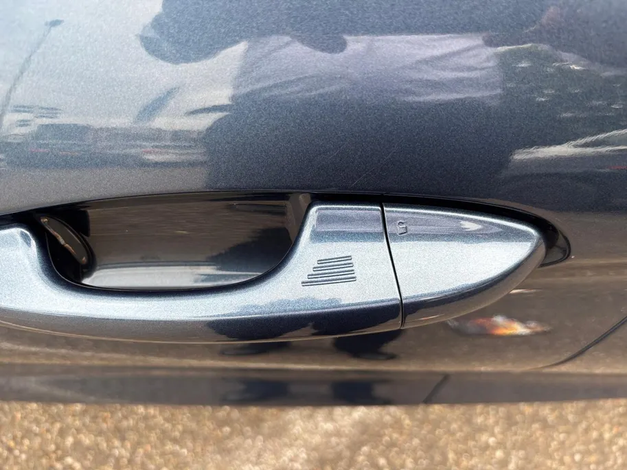 Ford Fiesta 1.0 EcoBoost Hybrid Titanium X Automaat | Adaptieve Cruise Control | Camera | Privacy Glass | Keyless Entry | Parkeersensoren | Navigatie |