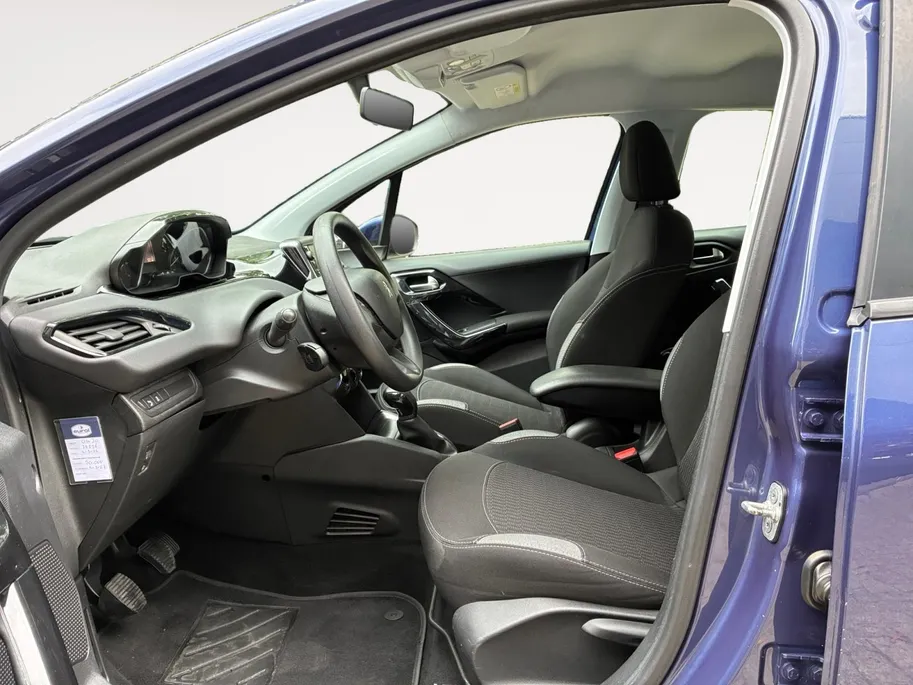Peugeot 208 1.2 PureTech Blue Lion