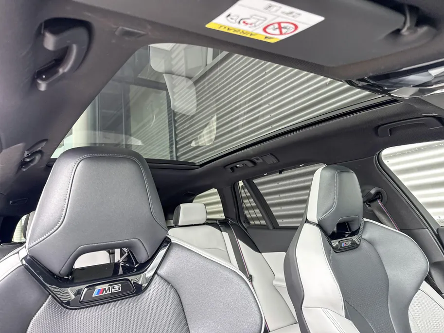 BMW M5 Touring 