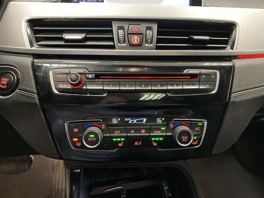 BMW X1 X-DRIVE | 2.0 HIGH EXECUTIVE | M-SPORT | PANODAK | LEDER | DEALERONDERHOUDEN |