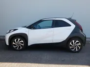 Toyota Aygo X 1.0 VVT-i MT 72pk Envy lCarplay lCruise lClima