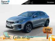Kia XCeed 1.5 T-GDI MHEV DynamicPlusLine Automaat | 1e Eigenaar | Dealer Onderhouden | Camera | Stoel- & Stuurverwarming | Trekhaak | 2-Zone Climate Control | Navigatie | Fabrieksgarantie t/m 2-4-2028 +3x 1 jaar* | NAP
