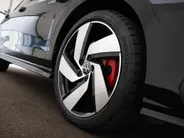 Volkswagen Golf 1.5 eHybrid 272pk DSG GTE · Panoramadak · Leder · Wegklapbare Trekhaak · Stoelventilatie · Camera · Dodehoek Detectie · 18'' Inch · Garantie t/m 30-0-2030 of 100.000km