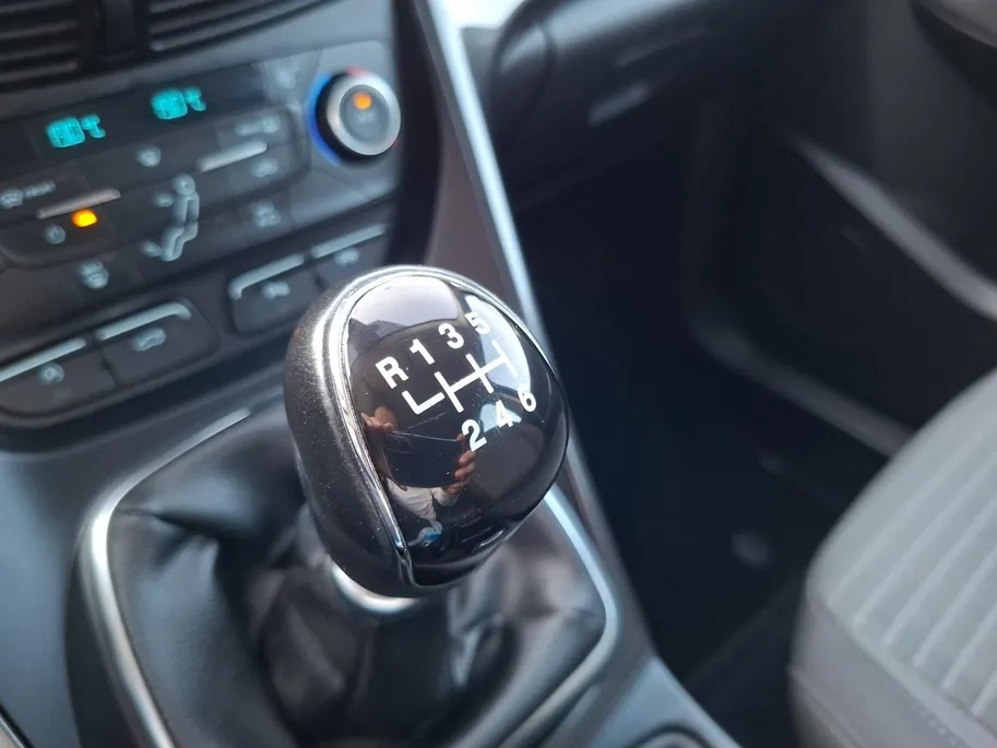 Ford C-MAX 1.0 Titanium | Camera | El. Achterklep | Climate Control | Navigatie | Apple Carplay&Android Auto | 17' Lichtmetaal | Dealer onderhouden! |