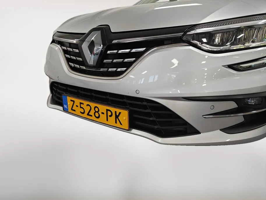 Renault Mégane Estate 1.3 TCe 140 Techno AUTOMAAT NAVI STOELVERWARMING AIRCO CAMERA CRUISE CONTROLE APPLE CARPLAY ANDROID AUTO TREKHAAK (TREKGEWICHT 1750KG) ZEER MOOIE AUTO