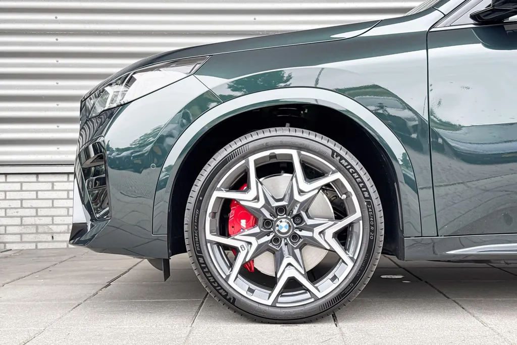 BMW iX2 eDrive20 67 kWh M Sport Edition