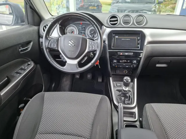 Suzuki Vitara 1.4 Boosterjet Select Smart Hybrid TREKH. | rijklaarprijs !!