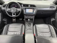 Volkswagen Tiguan Allspace 1.4 TSI Highline 7p. *Automaat*Navi*Schuif/kanteldak*Climate Control*Trekhaak*Stoelverwarming*Lederen bekleding*Parkeerhulp*Elekt. Achterklep*Vol opties!