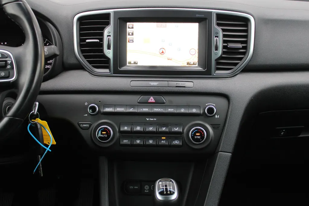 Kia Sportage 1.6 GDI First Edition | 17' LM | Navi | Airco | Cruise | Camera | PDC | Trekhaak |