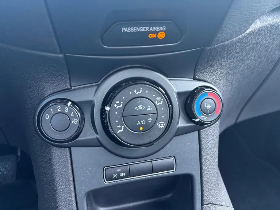 Ford Fiesta 1.0 Style | Airco | Navigatie | Bluetooth | Elektrische ramen | 12 maanden garantie |