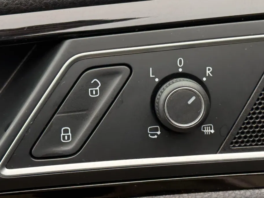 Volkswagen Golf Sportsvan 1.4 TSI Highline | 1e Eigenaar | Trekhaak | Achteruitrijcamera | Navigatie | Elektr. Inklapbare spiegels | 12 maanden garantie! |