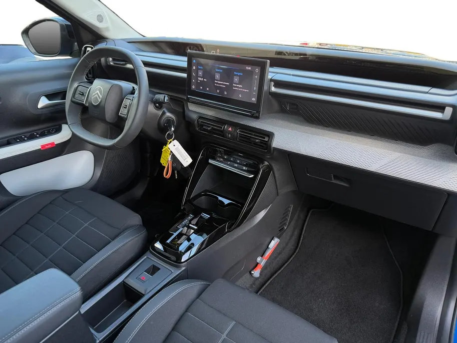Citroën C3 1.2 Hybrid 110pk Max | Dealer onderhouden | NL auto | Automaat | Cruise control | Trekhaak | Apple carplay & Android auto | Navigatie | Apple carplay & Android auto | Draadloos opladen mobiel | 17' lichtmetalen velgen | Bovag garantie |