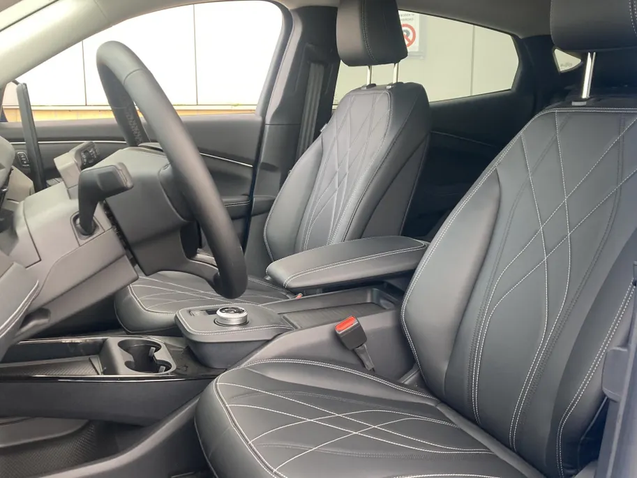 Ford Mustang Mach-E Standard RWD 75 kWh Standard Range - Grabber Blue - Direkt leverbaar