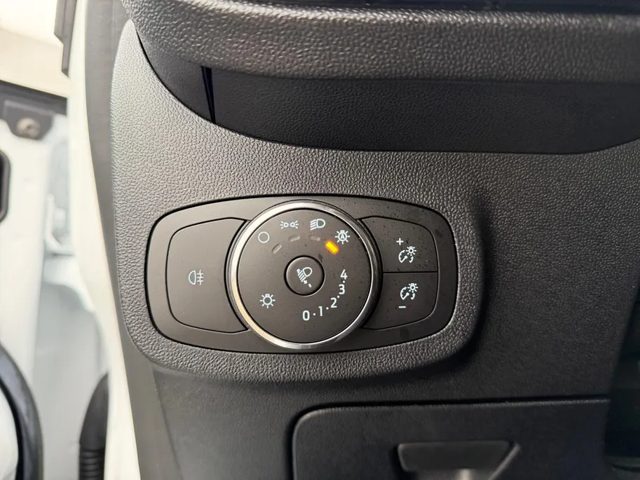 Ford Fiesta 1.0 EcoBoost Hybrid ST-Line | NL Auto | 1 eigenaar | Navigatie | Apple carplay & Android auto | Parkeersensor achter | Cruise control | Draadloos opladen mobiel | Bovag garantie |