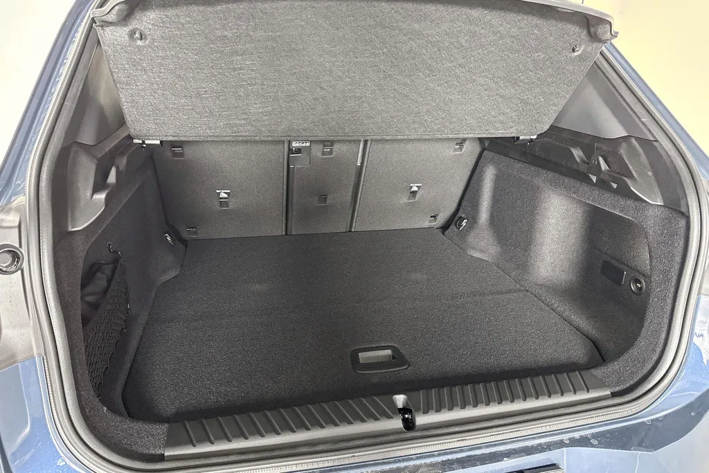 BMW iX3 50 xDrive 113 kWh