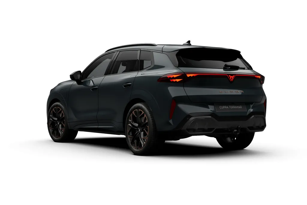 CUPRA Terramar VZ Performance | 360 graden camera | Achteruitrijcamera | Draadloze Apple CarPlay™, Android Auto™