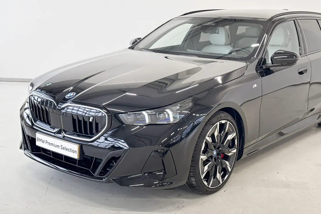 BMW i5 Touring eDrive40 Innovation Pack M Sportpakket Pro